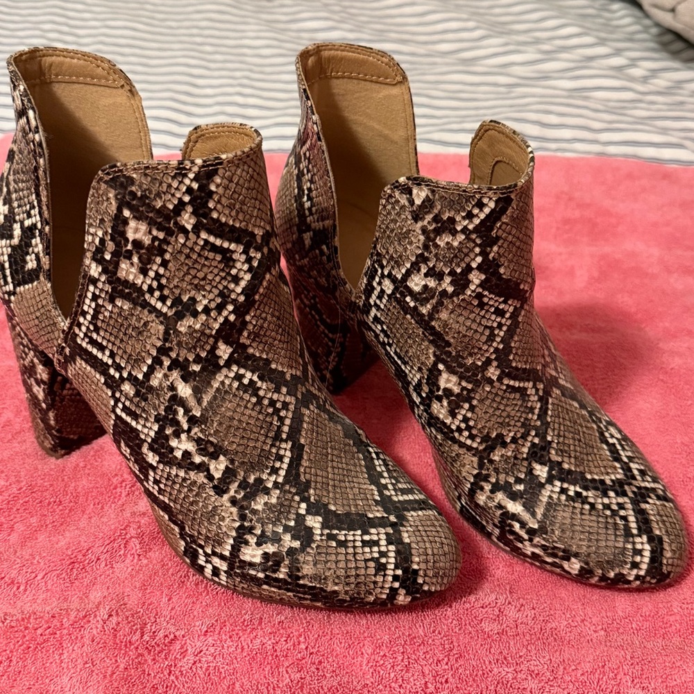 Lane Bryant Brown Snakeskin Ankle Boots Booties Size 10 W Wide